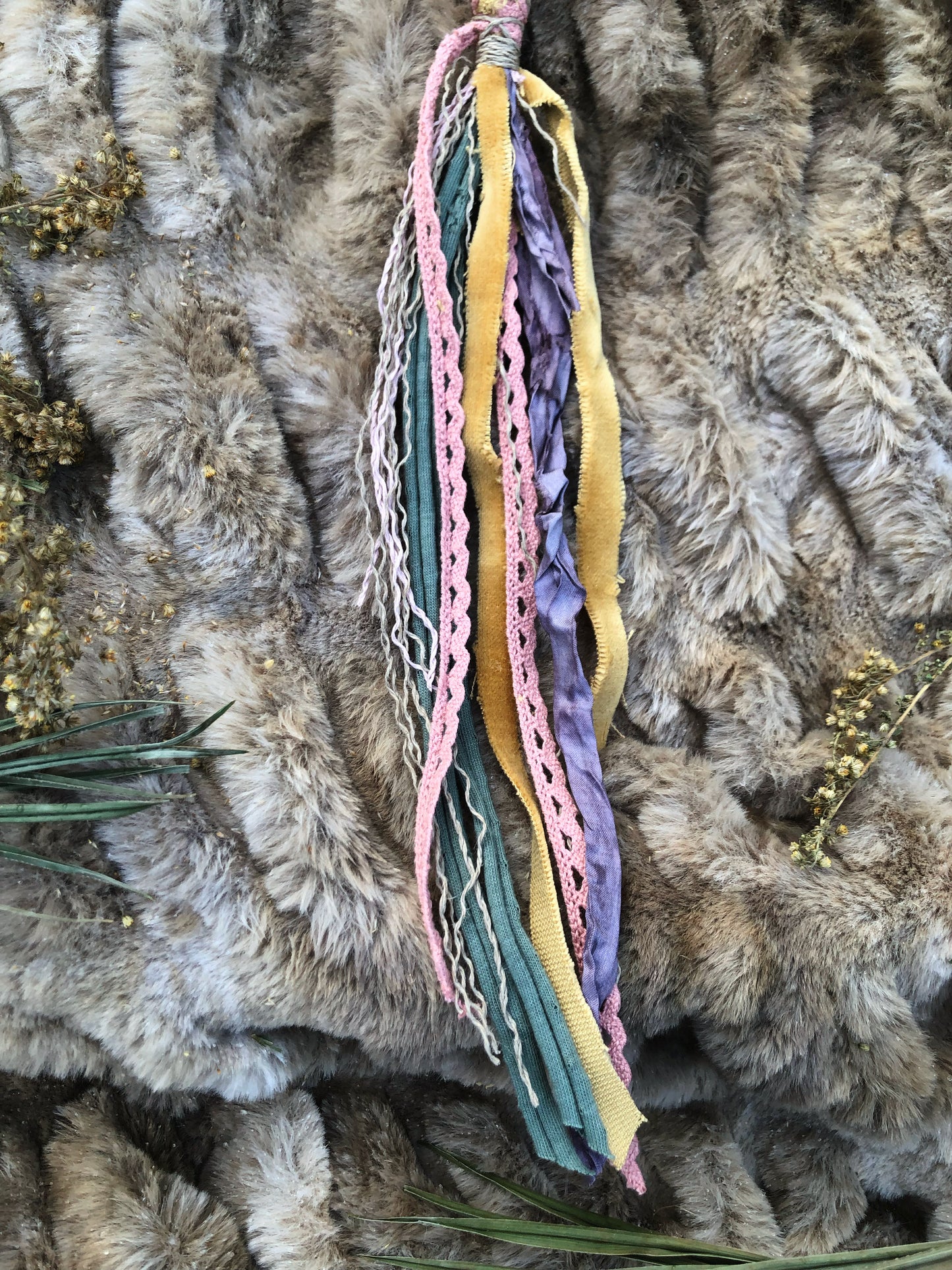 Retro Bloom CLIP-IN Hairwrap 20.5”