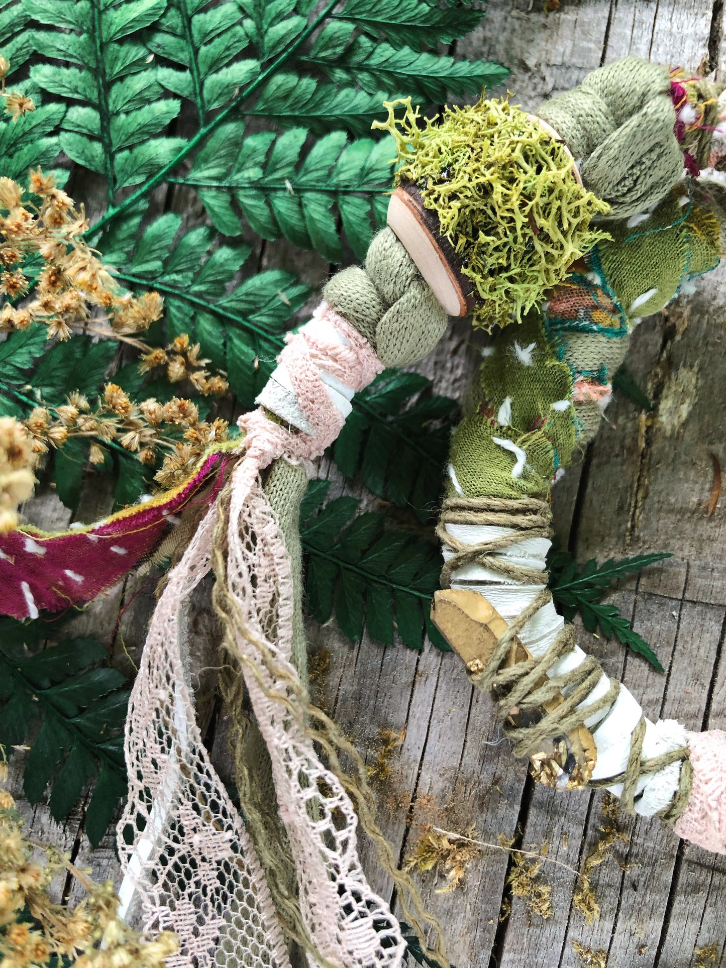 Flora Wildling Collab w/Hanahonua Hairwrap 19”