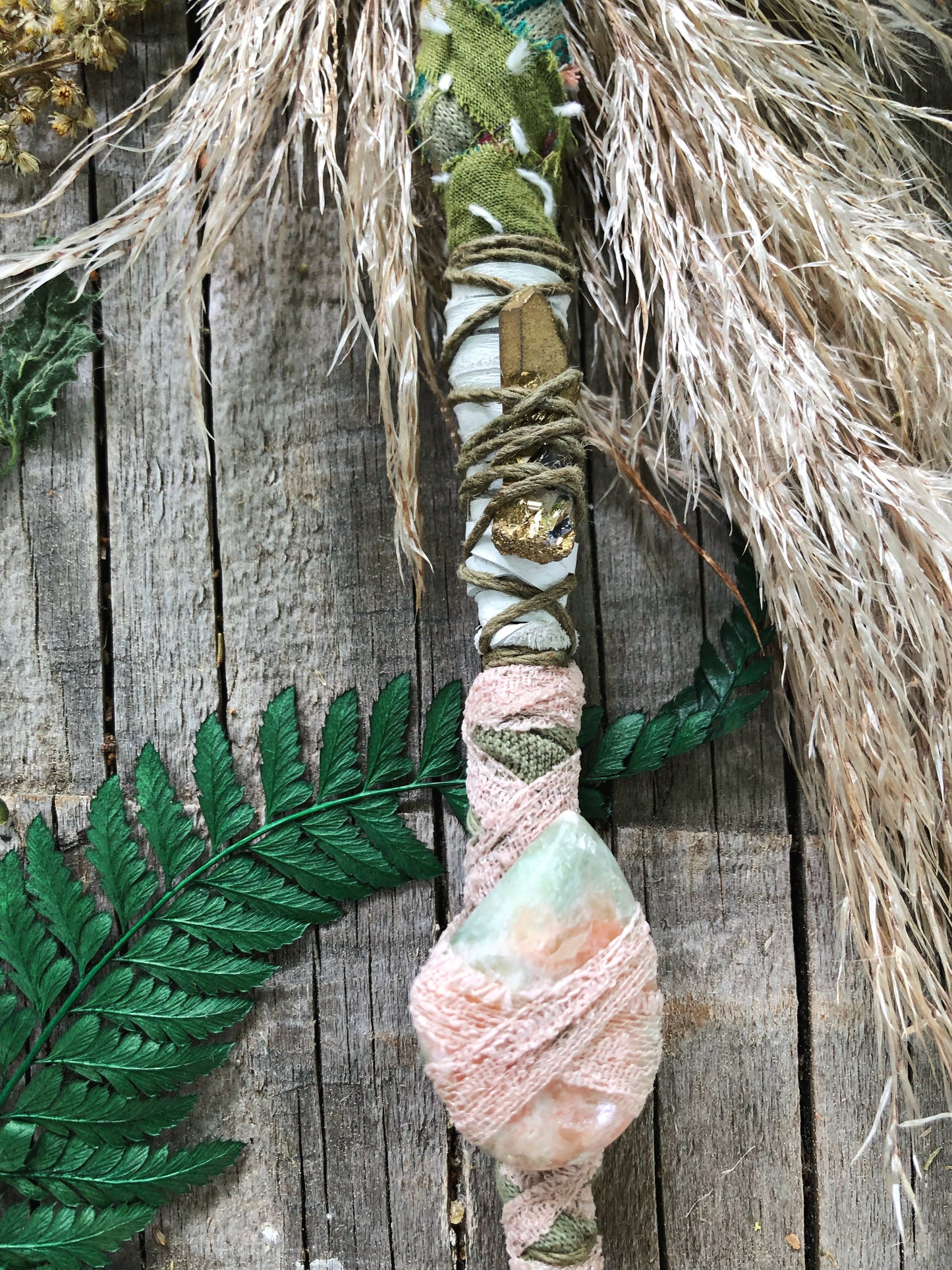 Flora Wildling Collab w/Hanahonua Hairwrap 19”