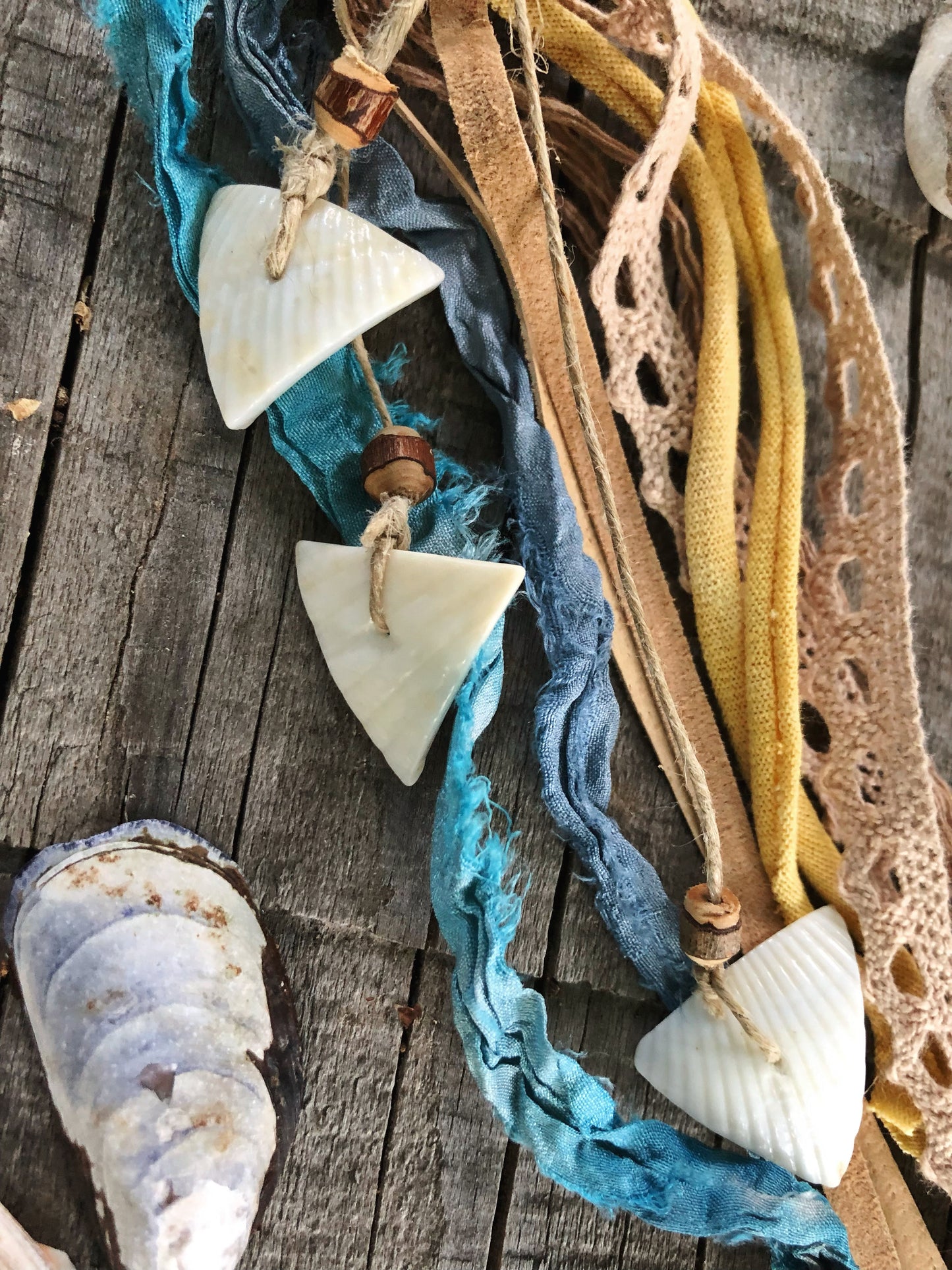 Sand & Sea Loop Hairwrap 23.5”