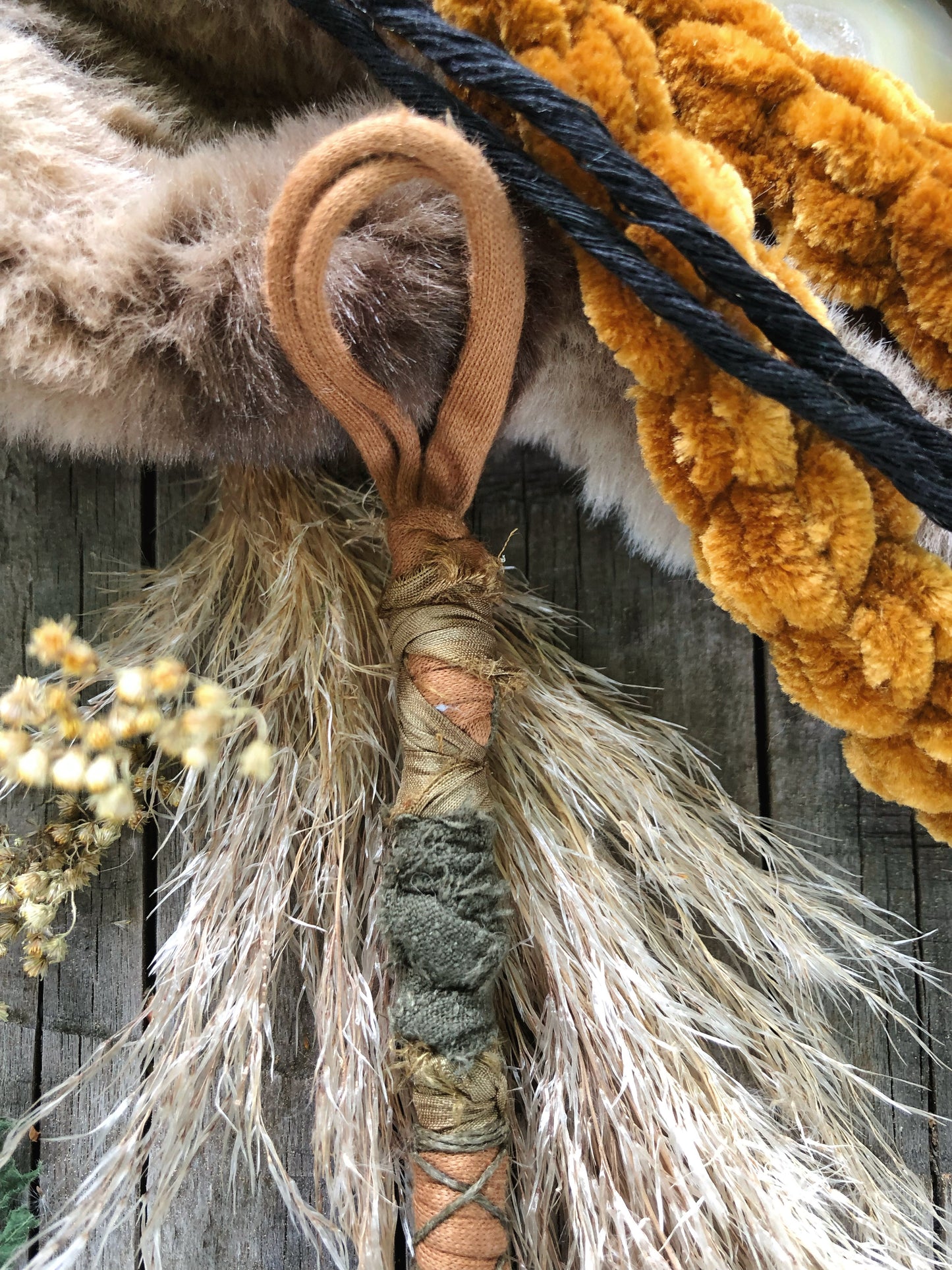 Flora Wildling Collab w/Hanahonua Hairwrap 18.5”
